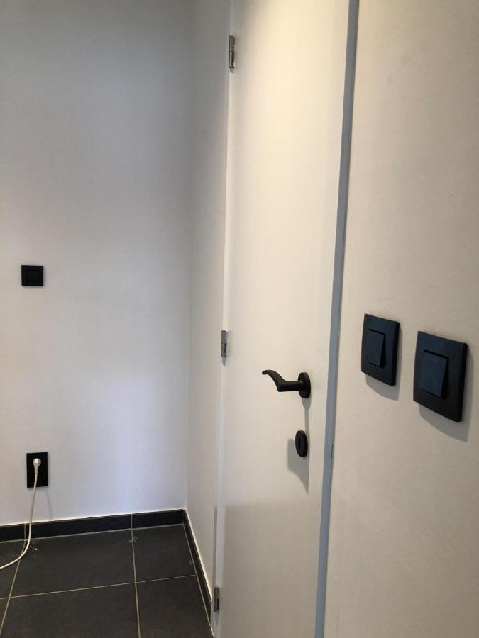 Apartment Cosy, Trendy En Zuid Gelegen Ruim Op 100m En Winkelstraat Nieuwpoort